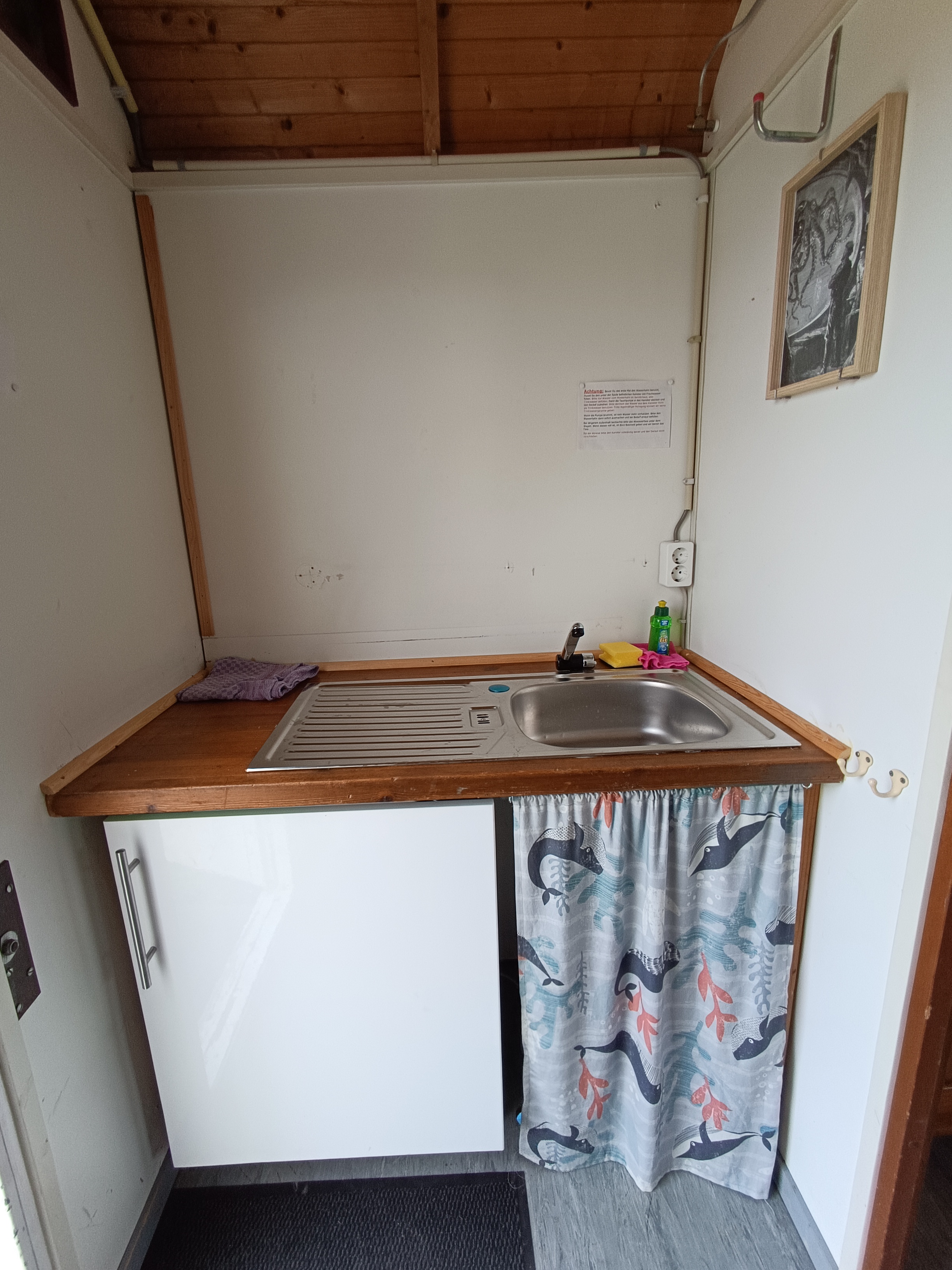 Nemo innen Bauwagen Rursee Unterkunft